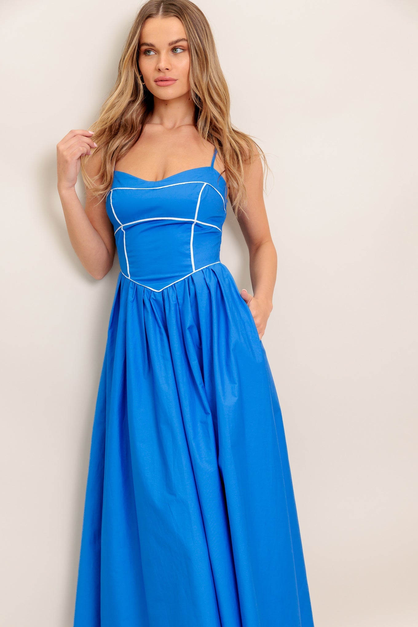 ONLINE EXCLUSIVE - Knot blue midi dress