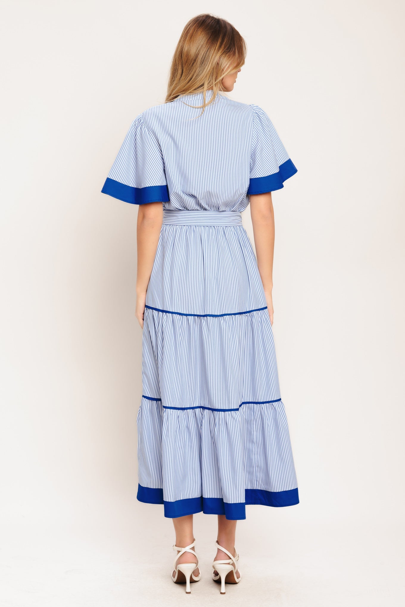 ONLINE EXCLUSIVE - Paris morning midi dress