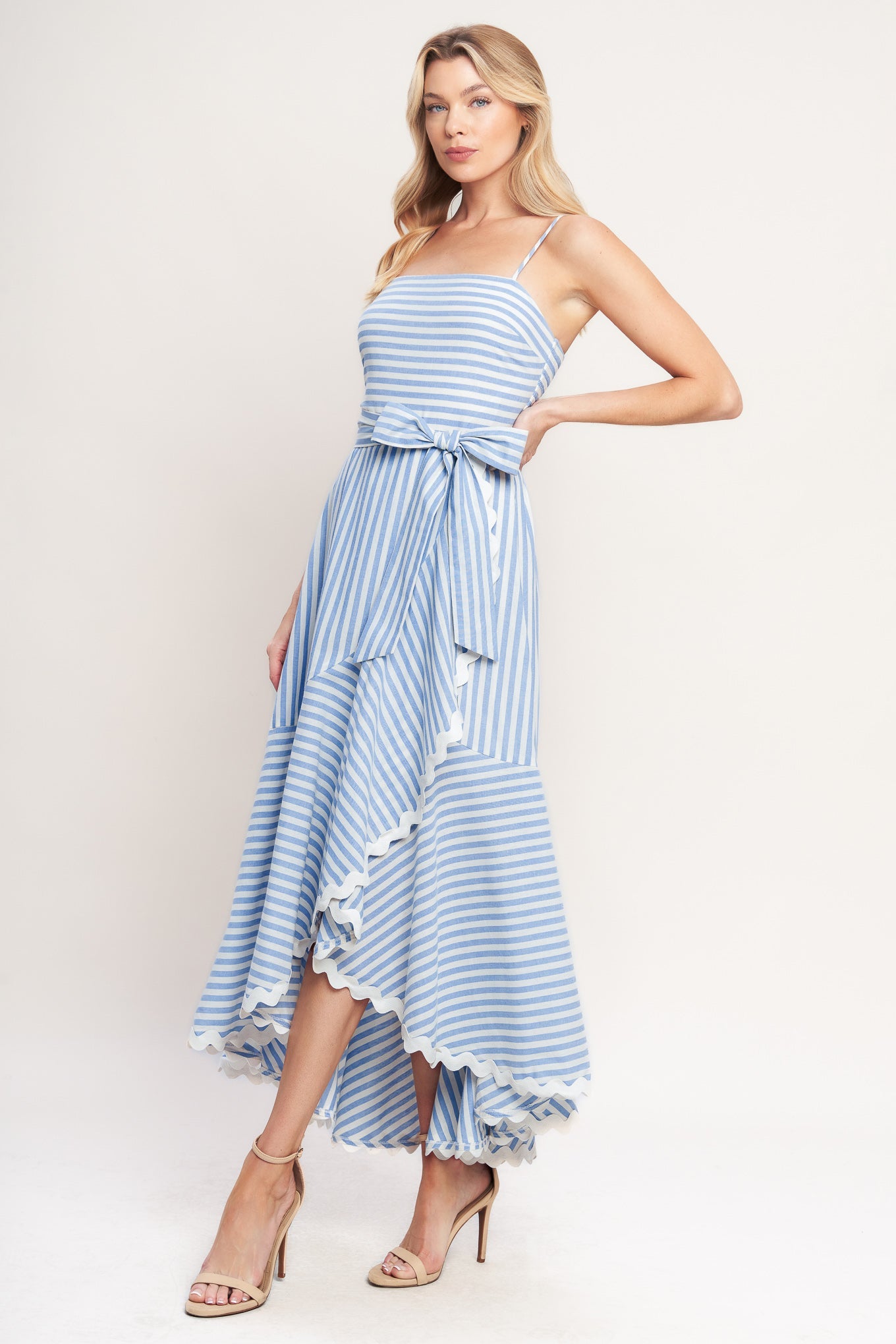 ONLINE EXCLUSIVE - Coastal walk woven midi dress