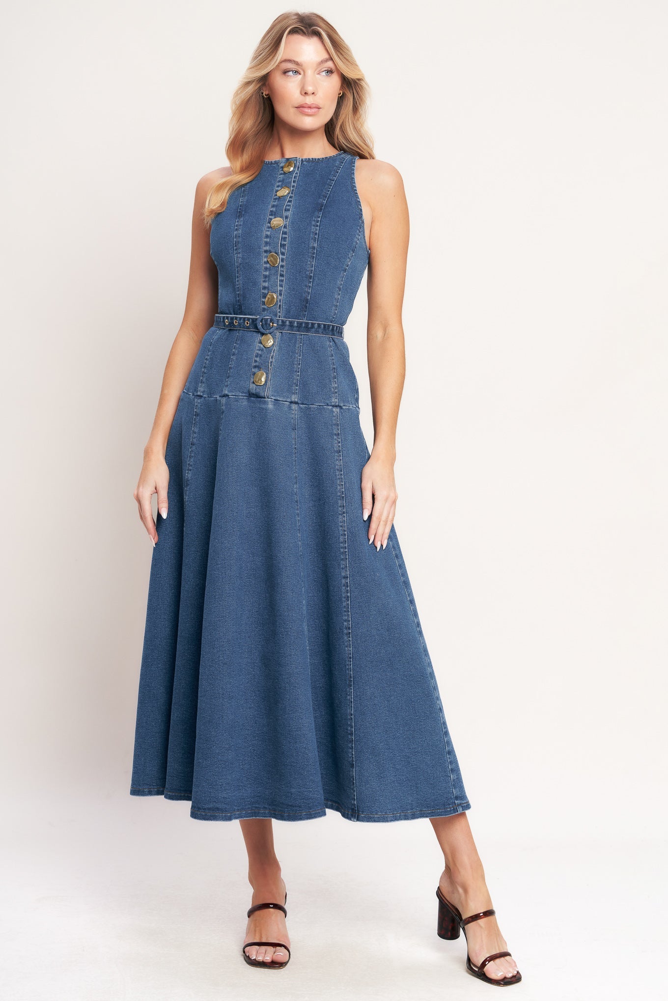 ONLINE EXCLUSIVE - Sunday stroll denim midi dress
