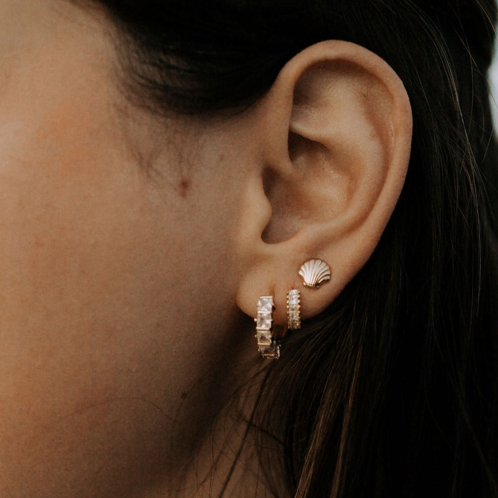 ONLINE EXCLUSIVE - Sea shell studs