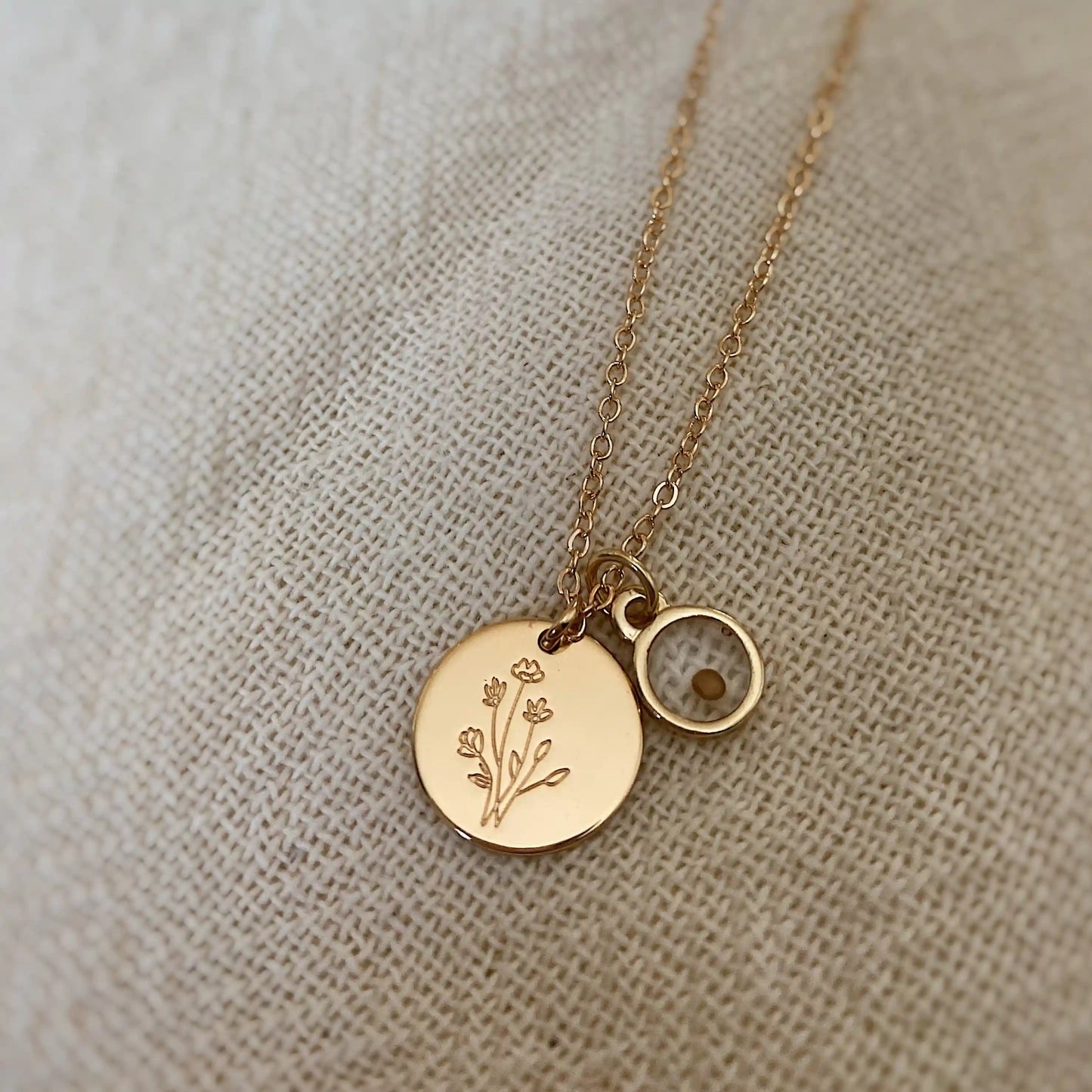 ONLINE EXCLUSIVE - Wildflower necklace