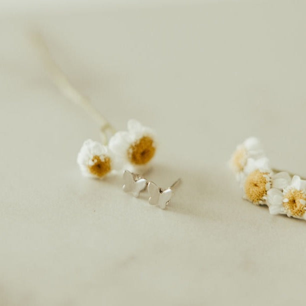 ONLINE EXCLUSIVE - Butterfly mini studs