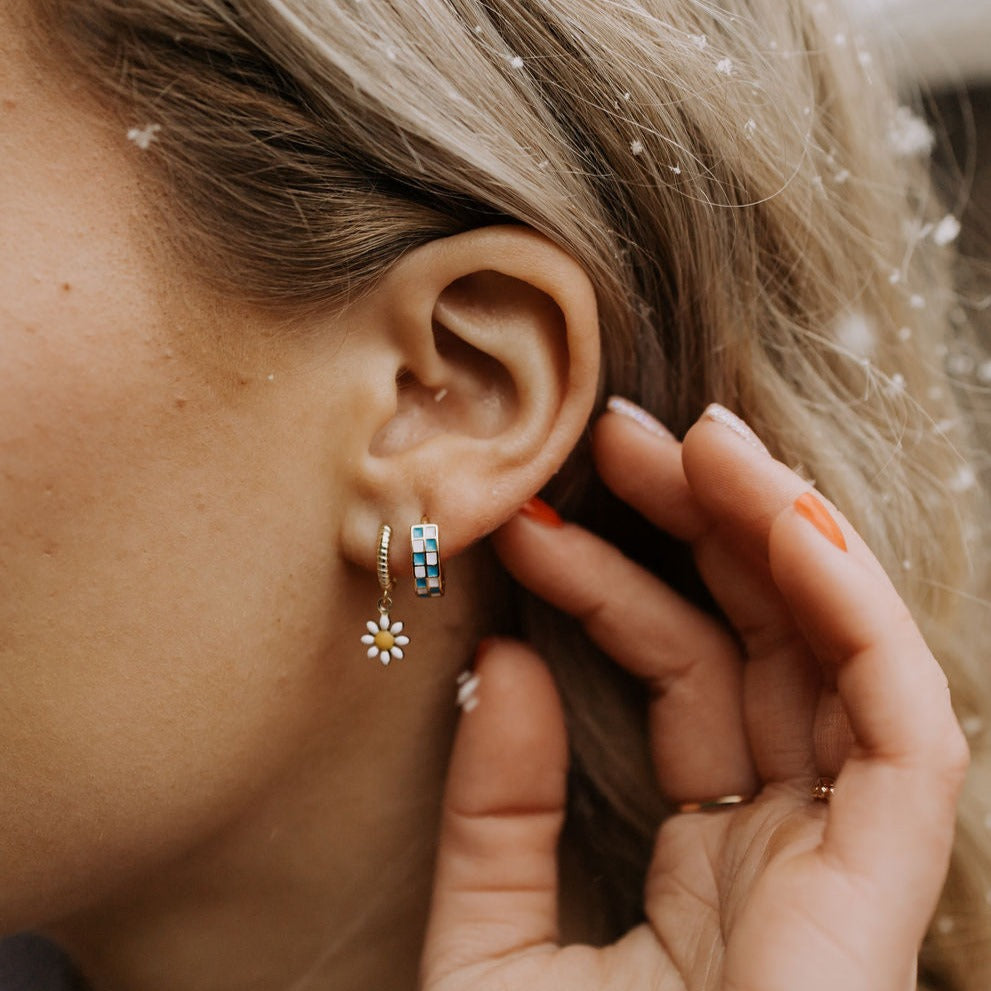 ONLINE EXCLUSIVE - Blue and white checkered hoops
