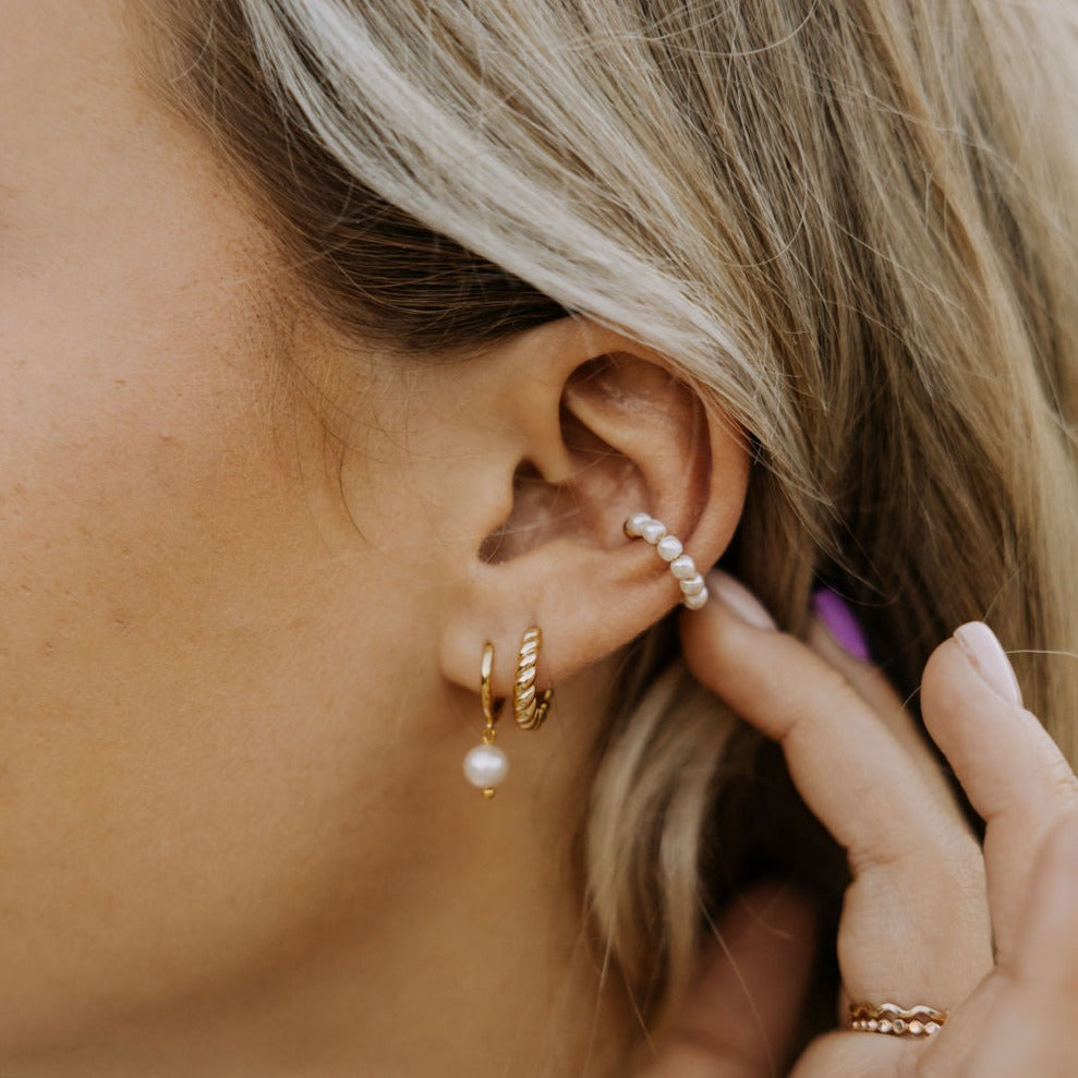 ONLINE EXCLUSIVE - Twist hoops