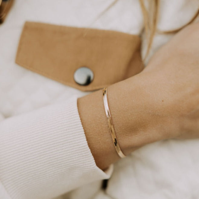 ONLINE EXCLUSIVE - Jade gold filled herringbone bracelet