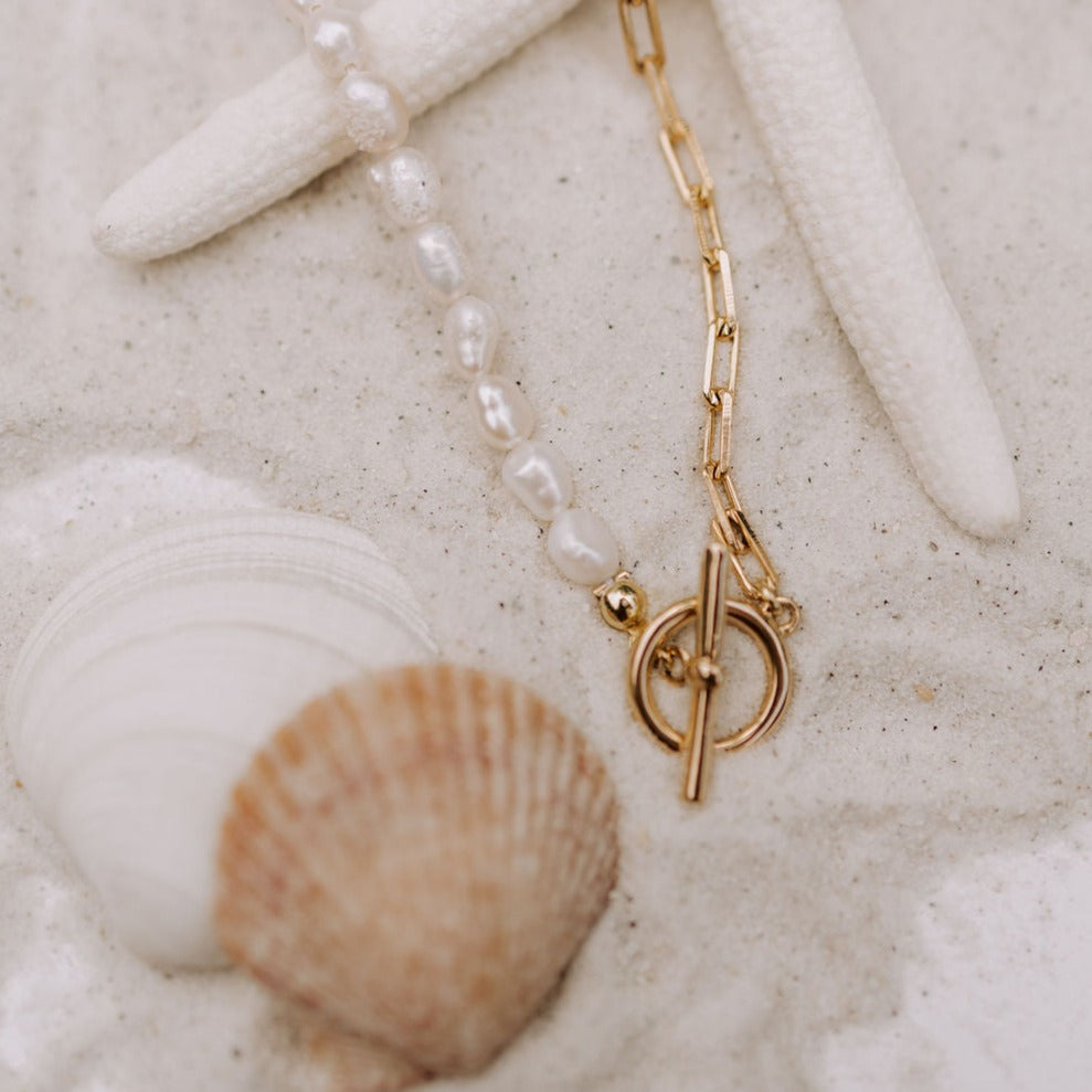 ONLINE EXCLUSIVE - Gold coast necklace