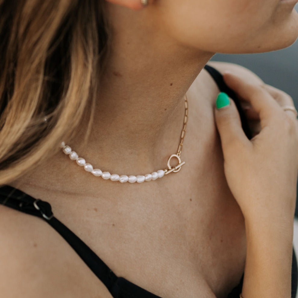 ONLINE EXCLUSIVE - Gold coast necklace