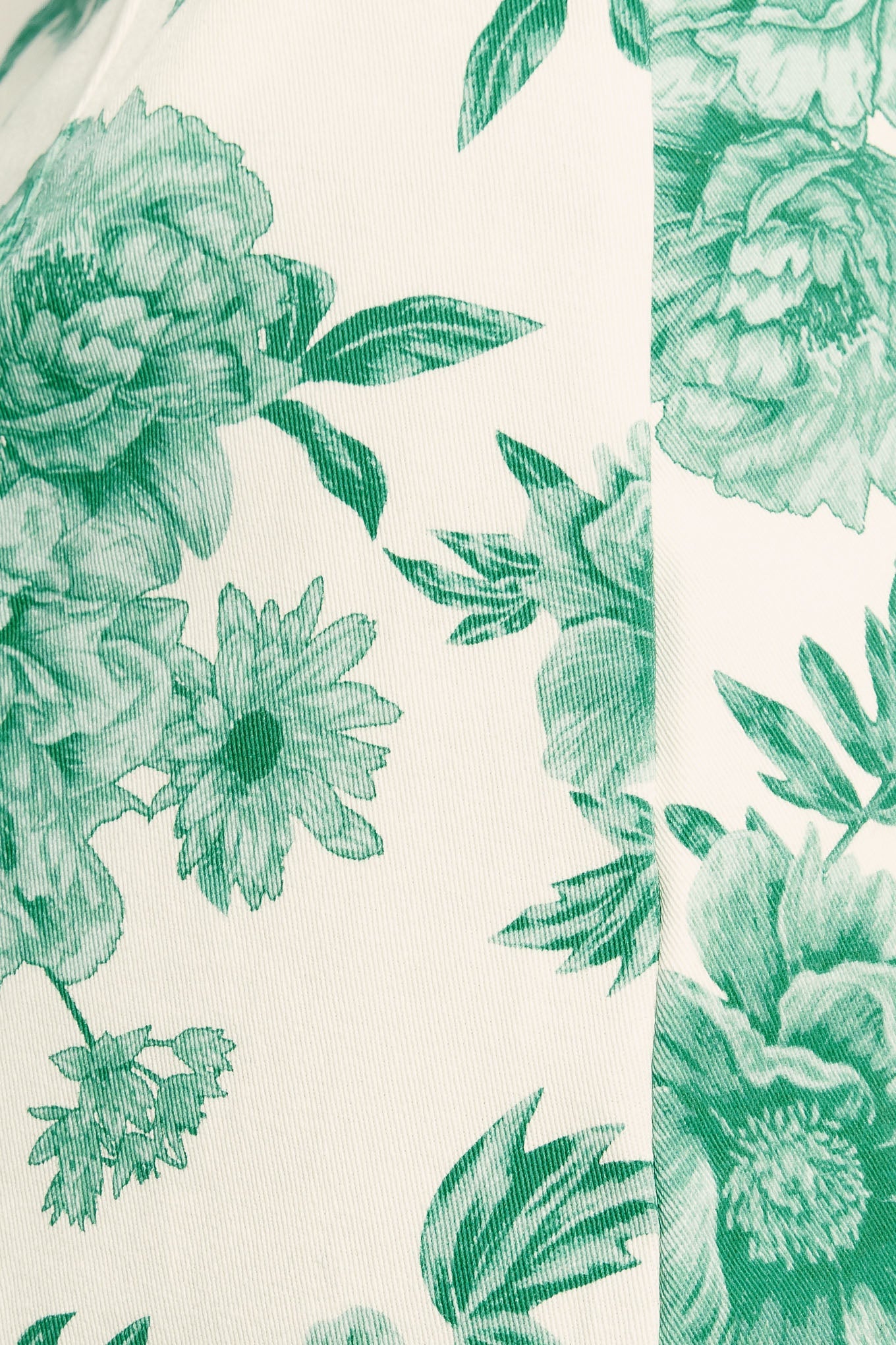 ONLINE EXCLUSIVE - Botanical pop woven skort