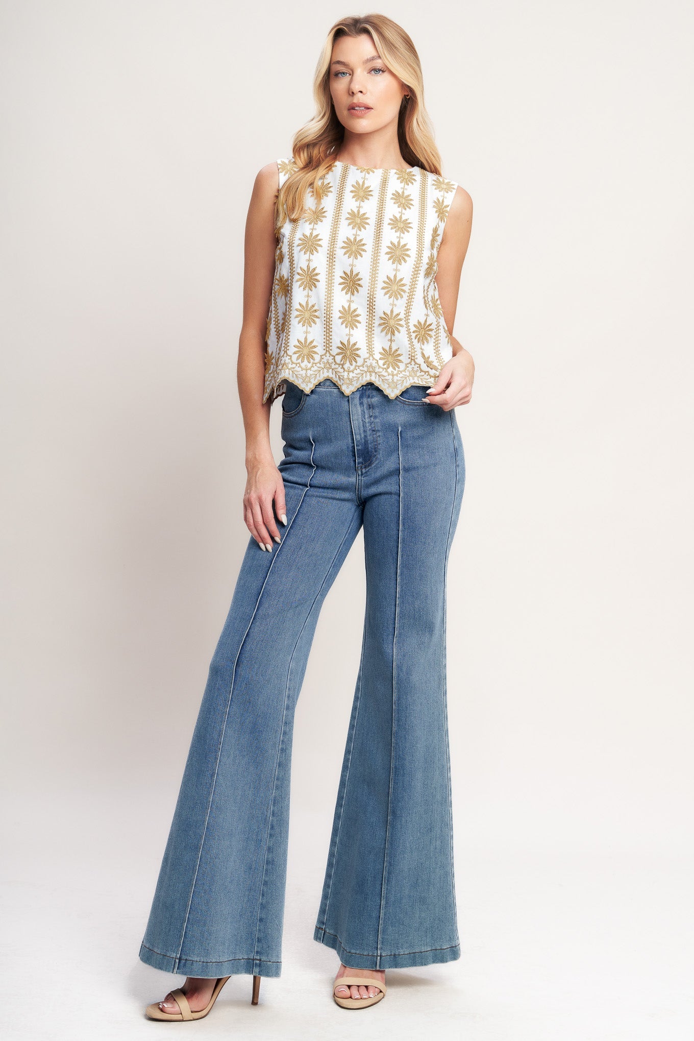 ONLINE EXCLUSIVE - Sun-stripe embroidered top
