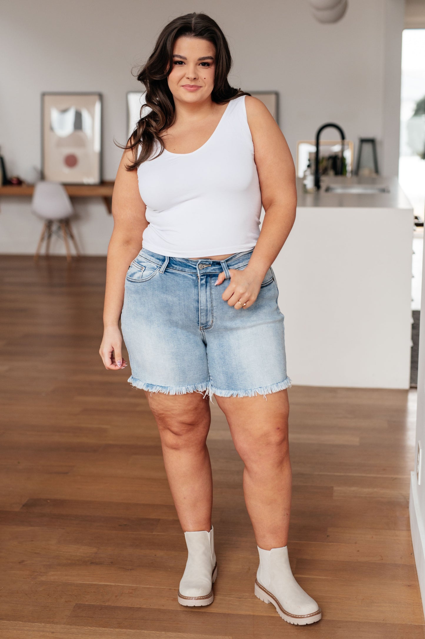 ONLINE EXCLUSIVE JUDY BLUE Jenny High Rise Cutoff Dad Shorts