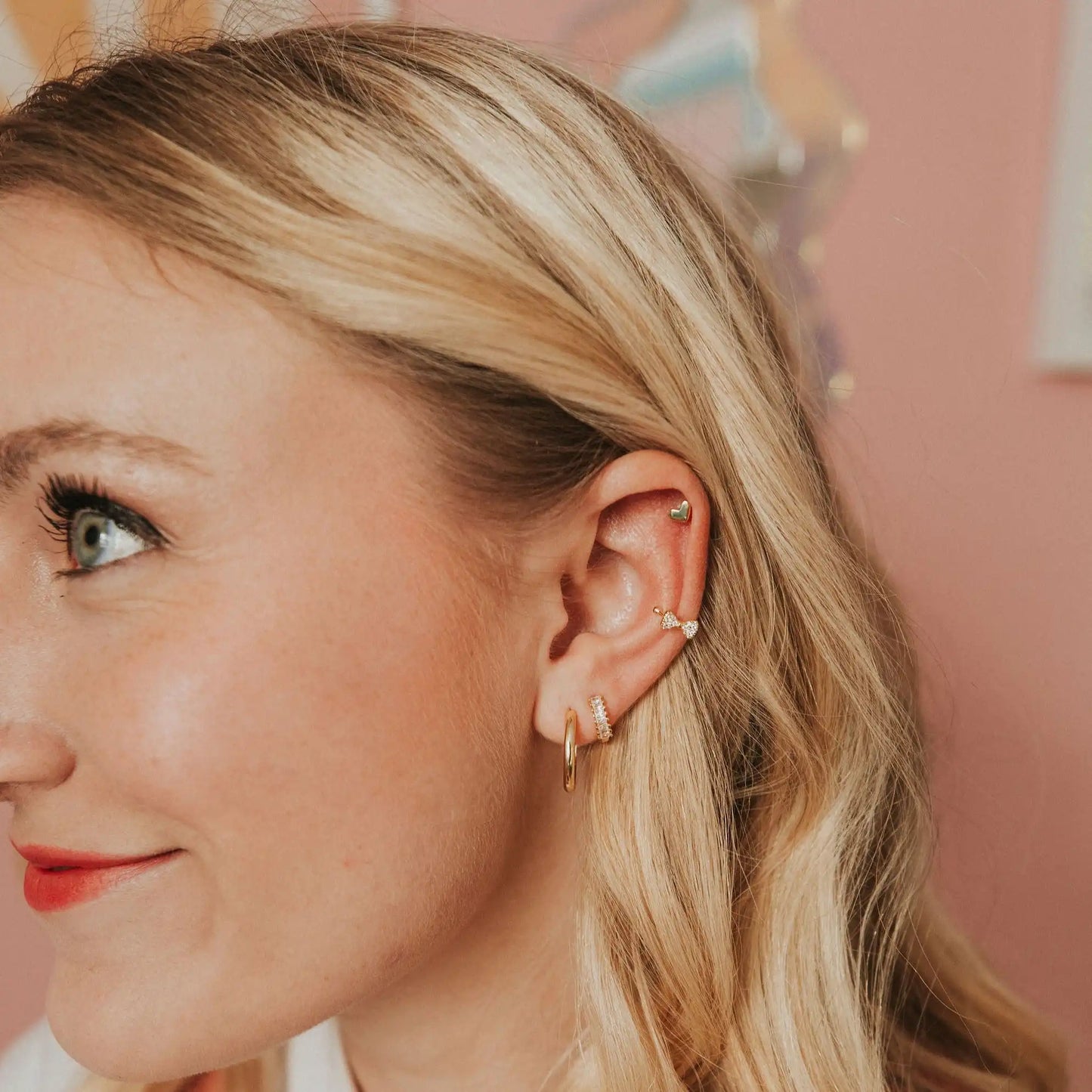 ONLINE EXCLUSIVE - Mini bow ear cuff