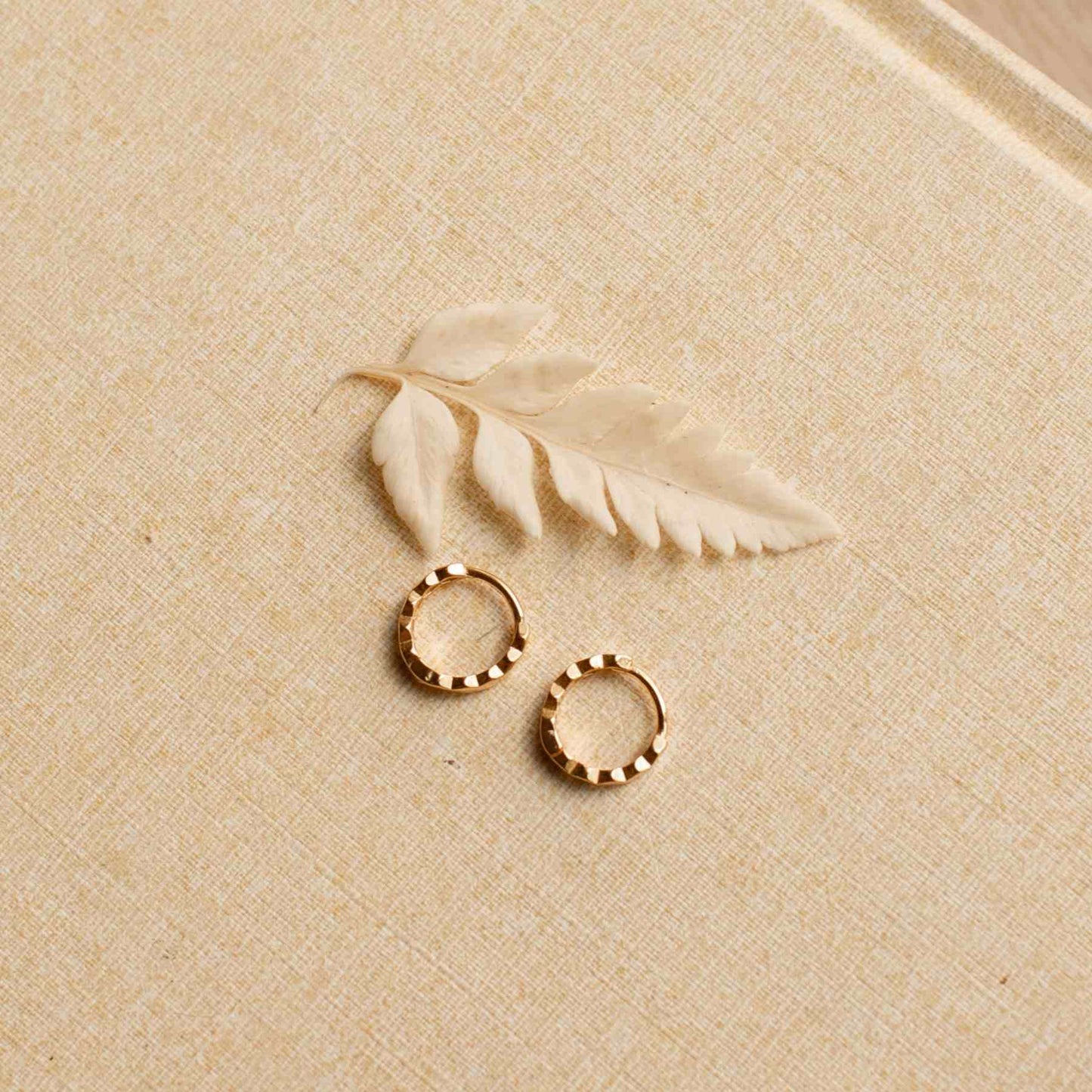 ONLINE EXCLUSIVE Honeycomb Hoops