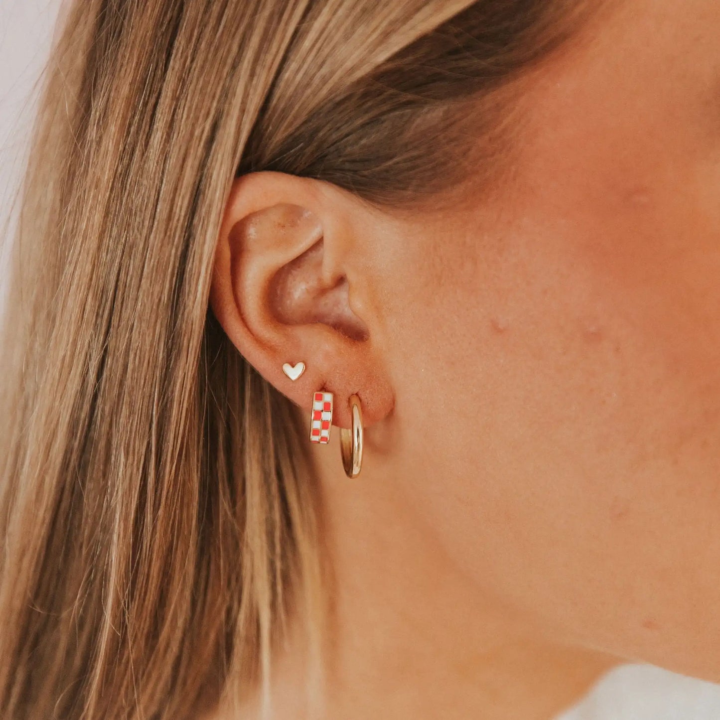 ONLINE EXCLUSIVE - Mini heart studs