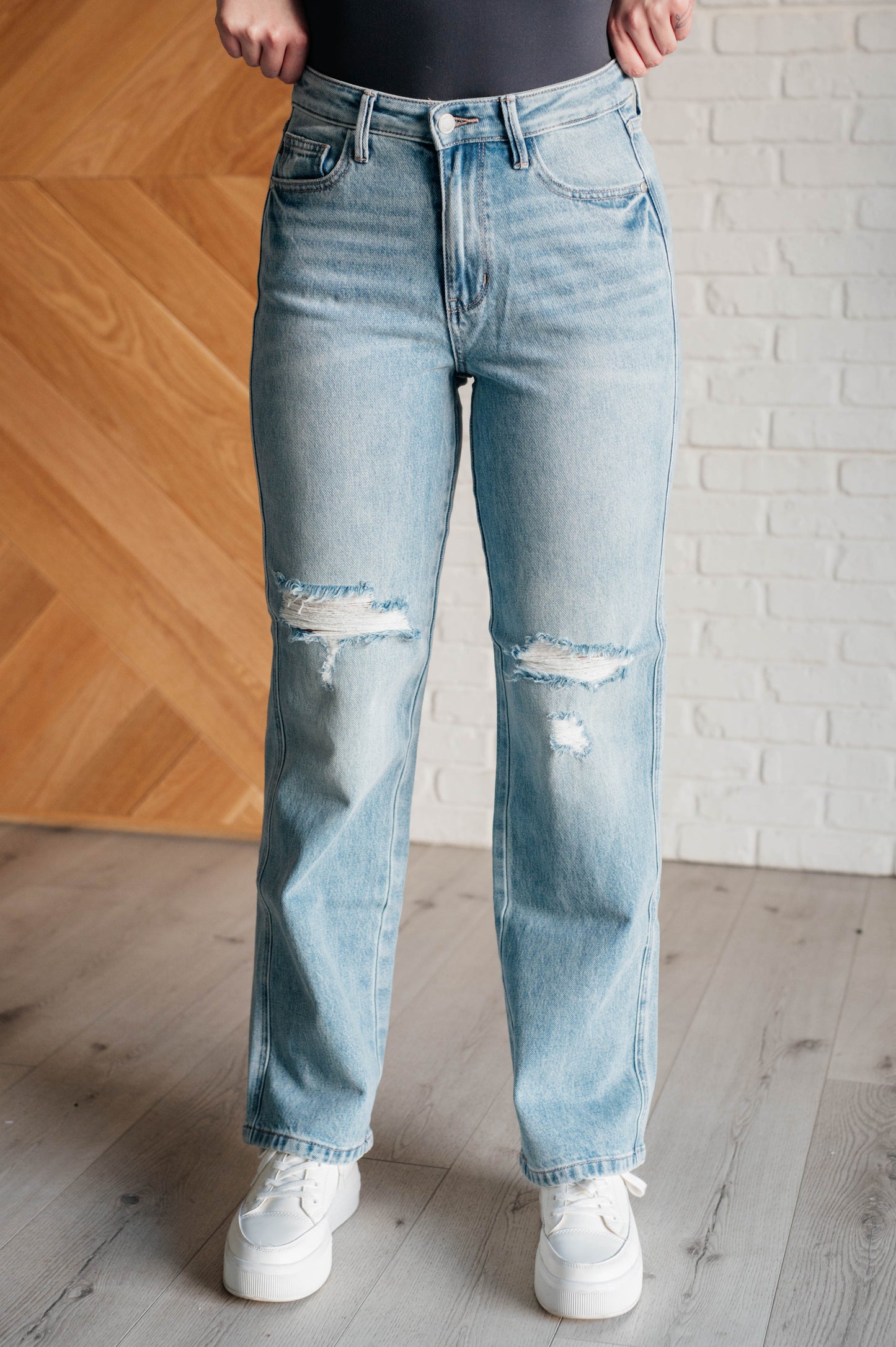 ONLINE EXCLUSIVE Judy blue Patricia High Rise Rigid Magic 90's Straight Jeans