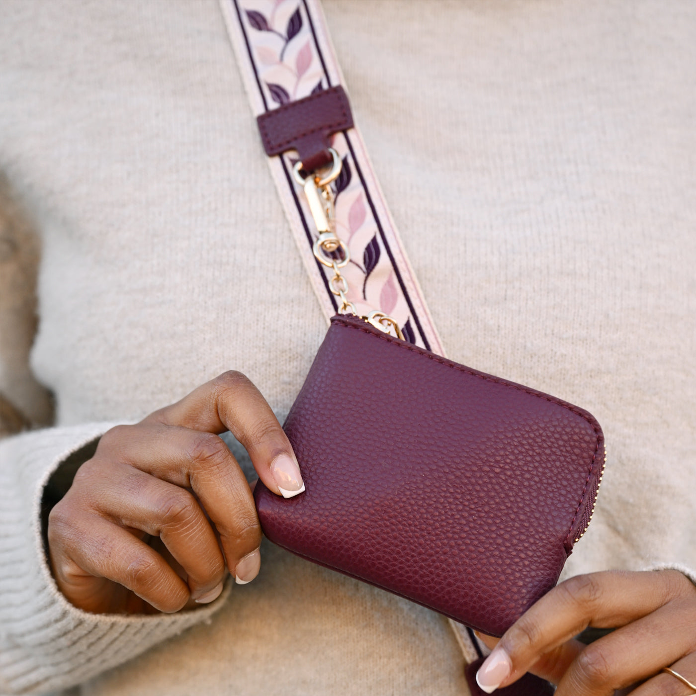ONLINE EXCLUSIVE Save the Girls Clip & Go Strap Phone w/RFID Pouch Leaf Pattern