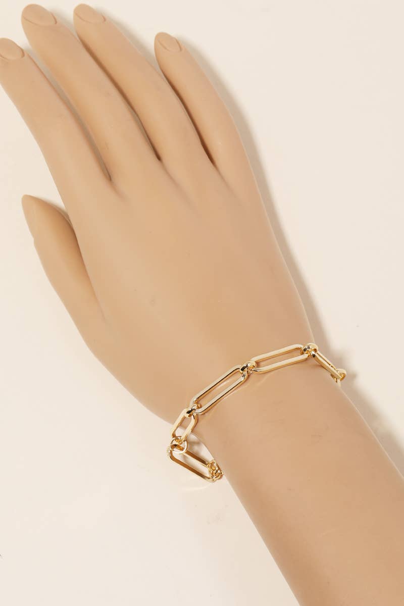Metallic paperclip oval Chain Link Bracelet