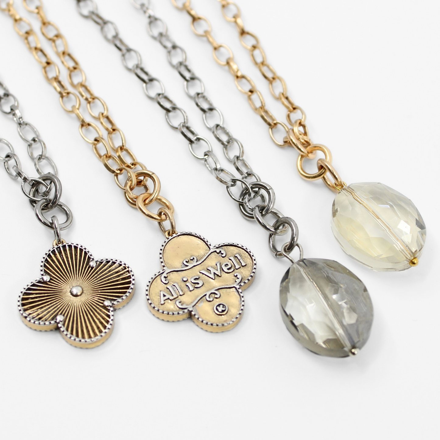 ONLINE EXCLUSIVE - All is well clover necklace