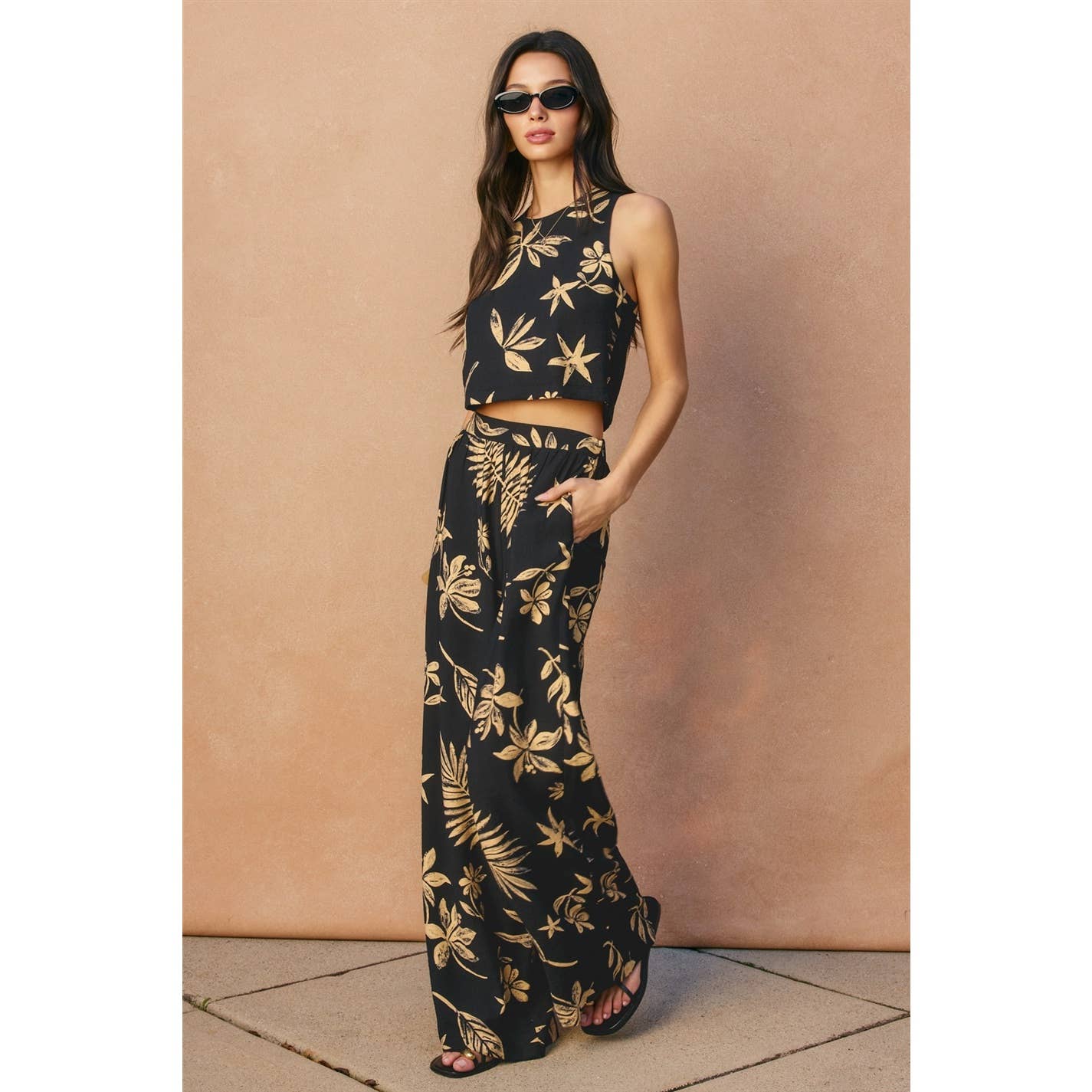 Coconut Kiss Front Pleated Pants