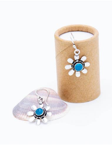 Flower earrings with stone