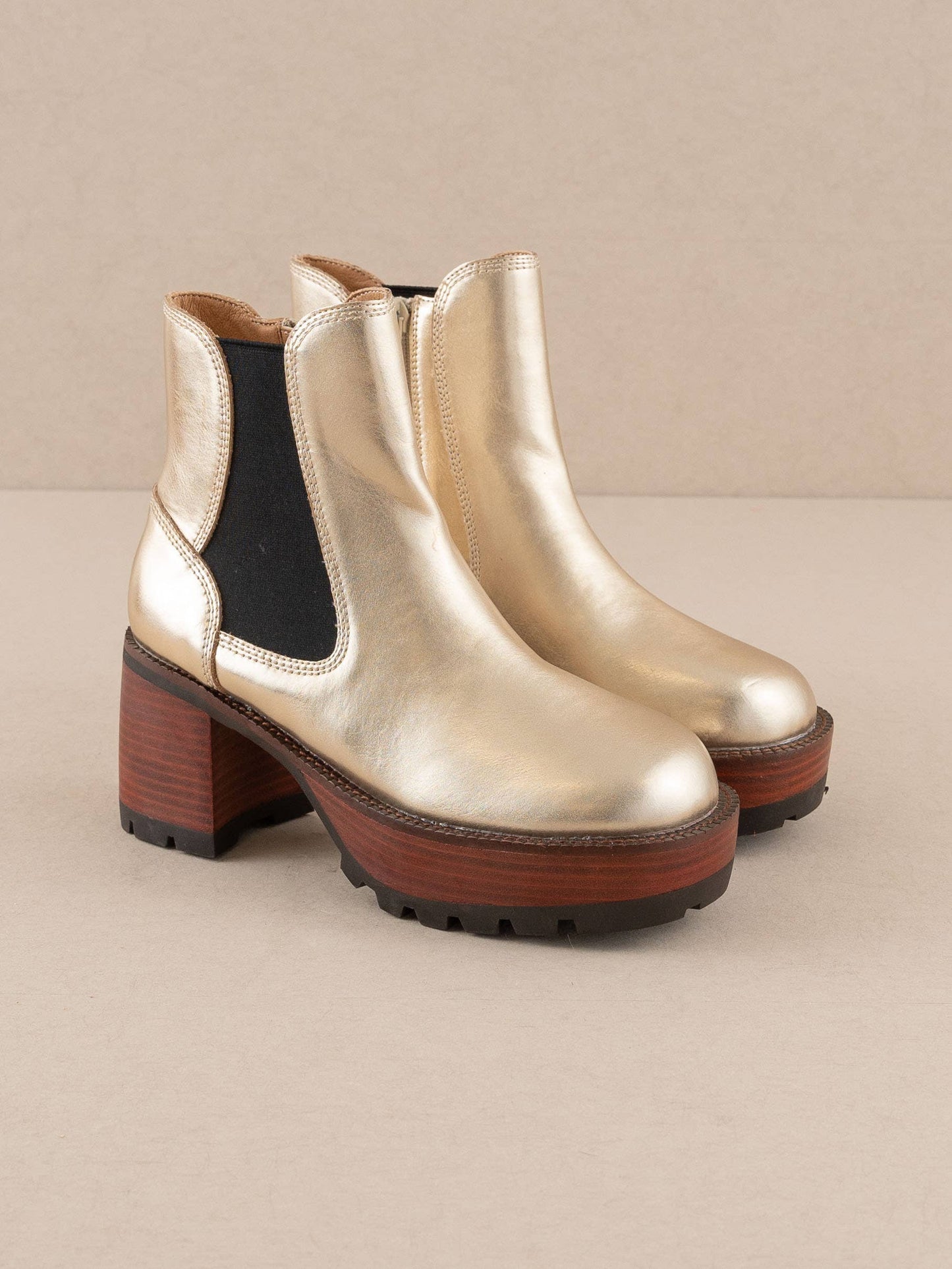 Oasis Society Dorothy Gold | Platform Chelsea Boots