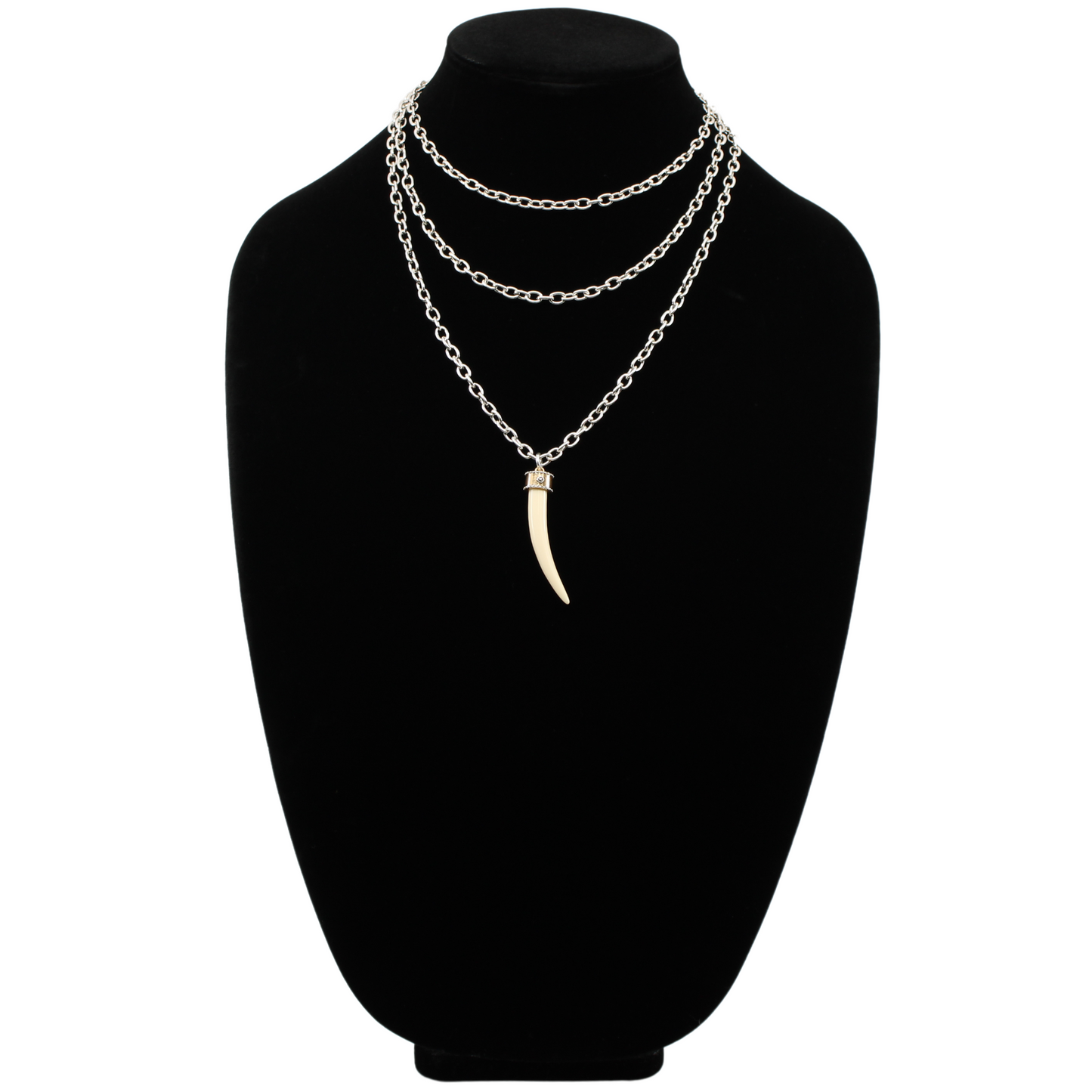 ONLINE EXCLUSIVE - Love tusk essential necklace