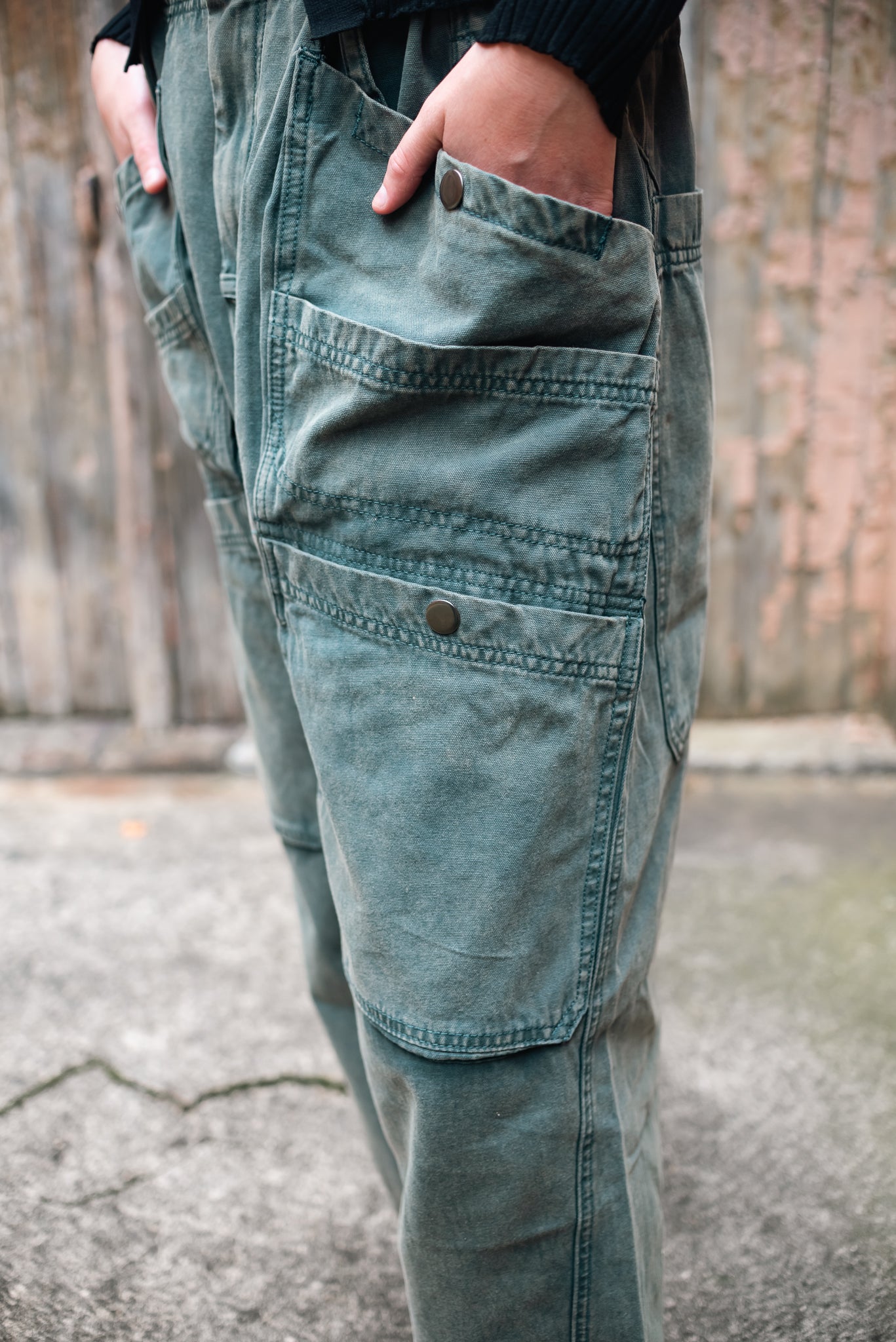 Oli & Hali mineral wash cargo jeans