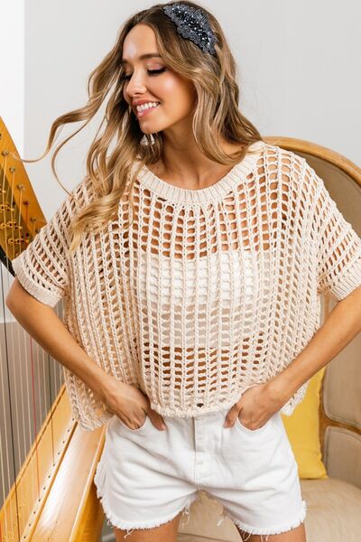 ONLINE EXCLUSIVE Hollowed Out Short Sleeve Knit Top