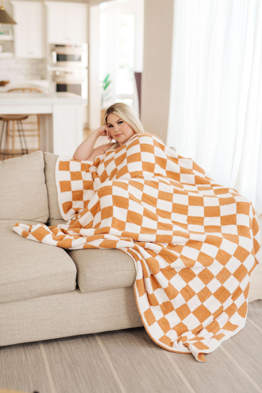 ONLINE EXCLUSIVE Penny Blanket Single Cuddle Size in Copper Check