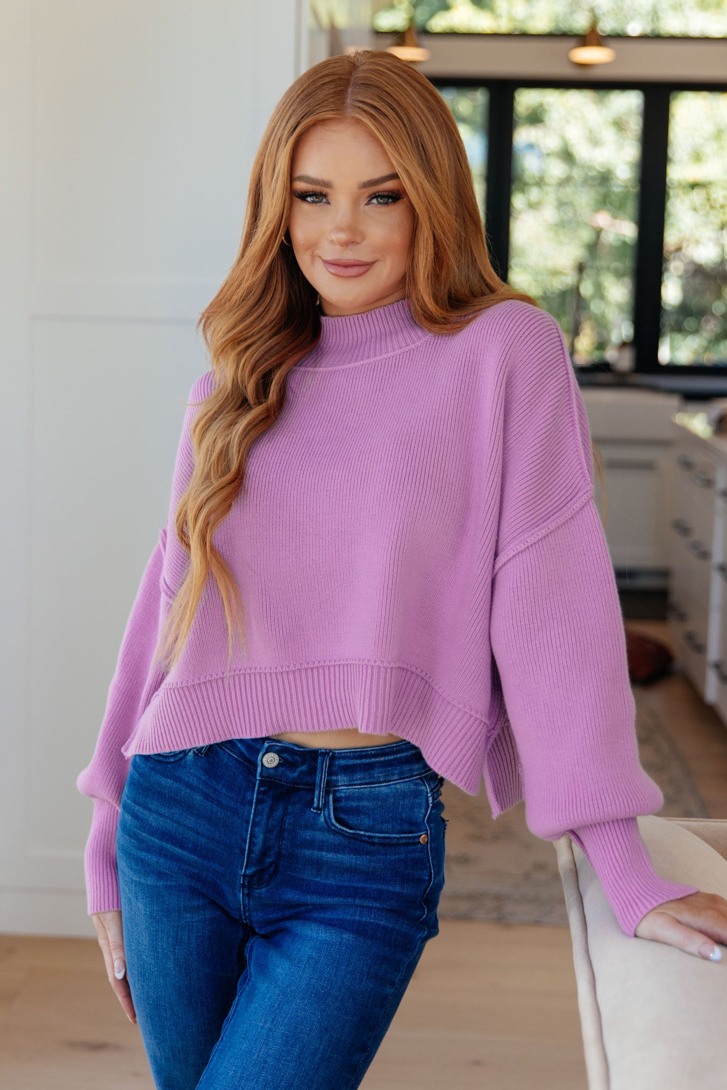 ONLINE EXCLUSIVE Mags Side Slit Cropped Sweater in Mauve