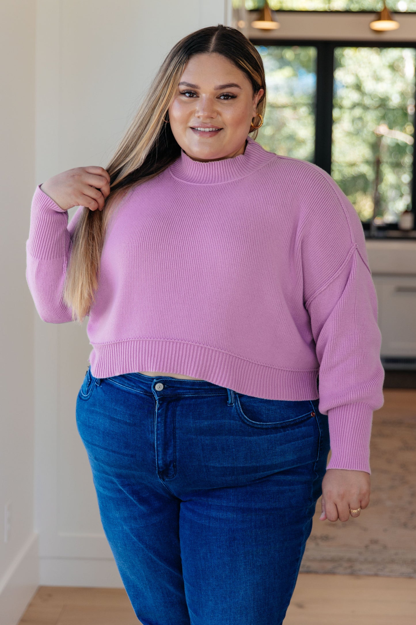 ONLINE EXCLUSIVE Mags Side Slit Cropped Sweater in Mauve