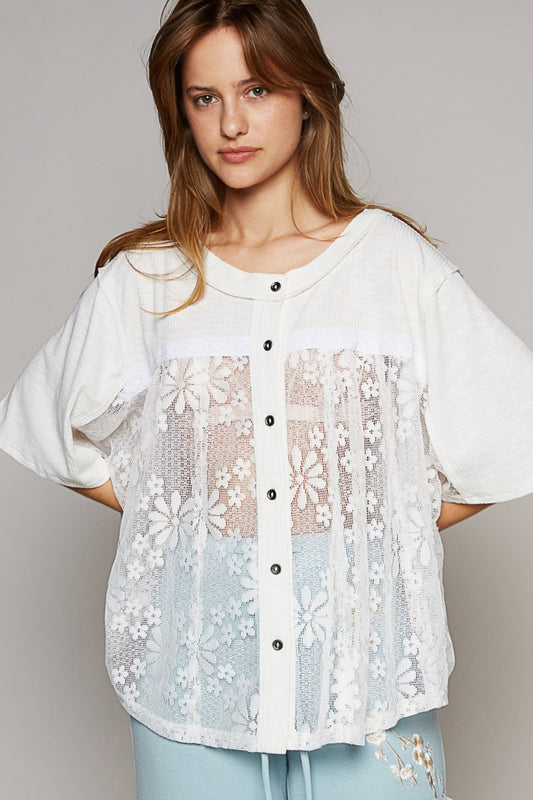 ONLINE EXCLUSIVE POL Round Neck Short Sleeve Lace Top