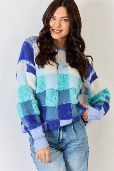 ONLINE EXCLUSIVE J.NNA Checkered Round Neck Long Sleeve Sweater