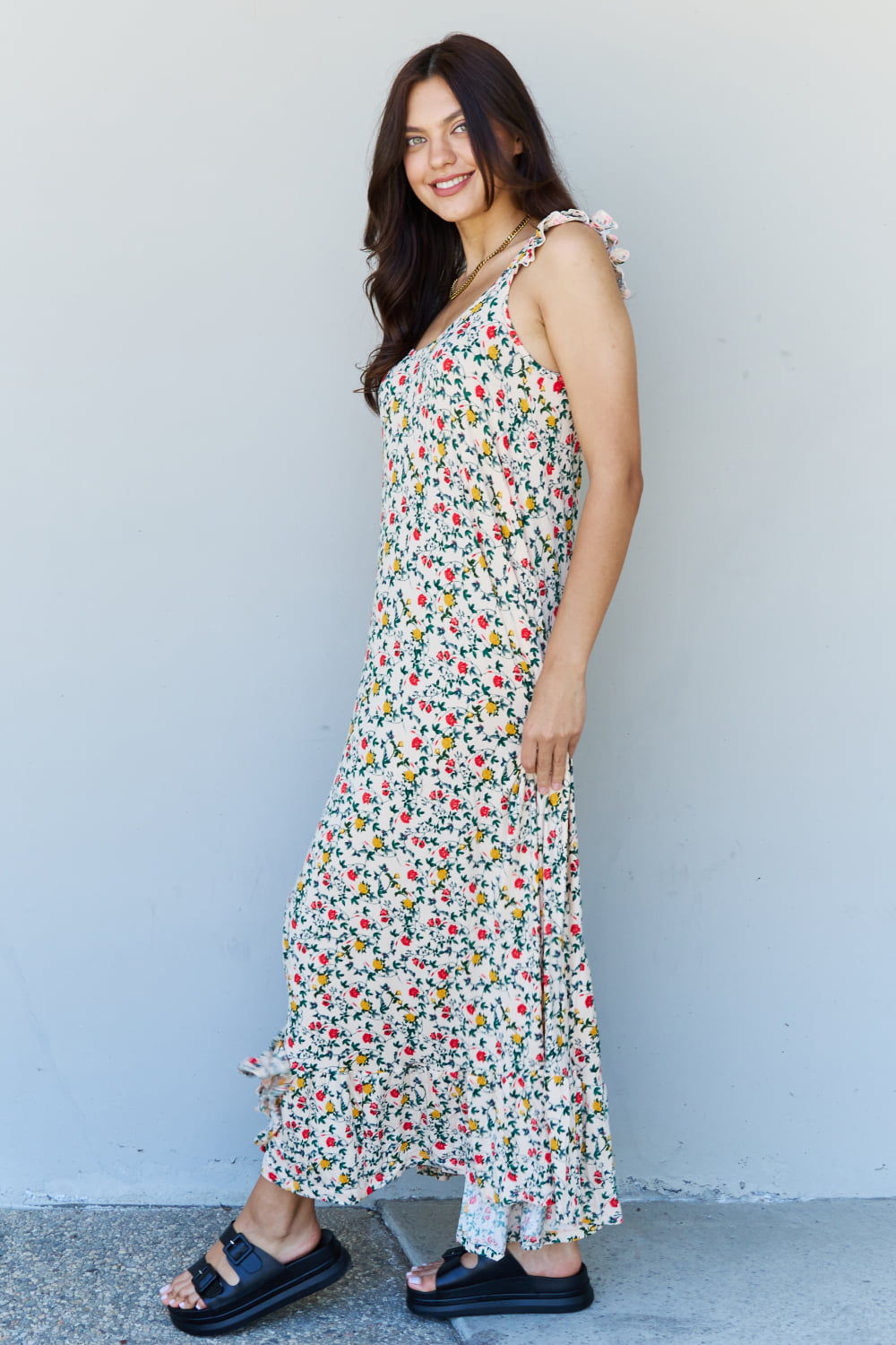 ONLINE EXCLUSIVE In The Garden Ruffle Floral Maxi Dress in Natural Rose